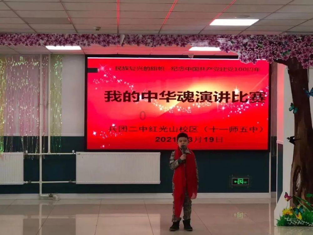 郑钧加盟《披荆斩棘》 创意手绘展现多面实力，如何评价他的画风？